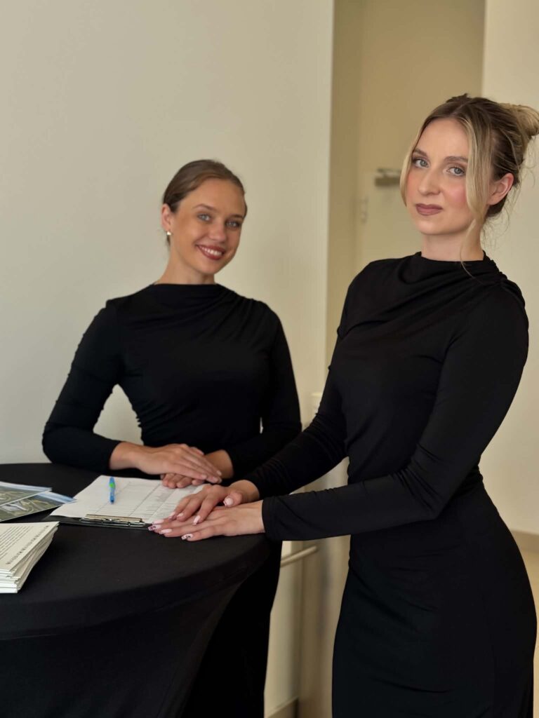 Hostessy na otwarciu centrum dystrybucyjnego w Sokołowie Małopolskim Agencja Hostess i Modelek Artisio Agencja Hostess Arłamów