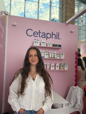 Hostessy na urodzinowej akcji promocyjnej w Westfield Arkadia vC6m8pxb Agencja Hostess i Modelek Artisio